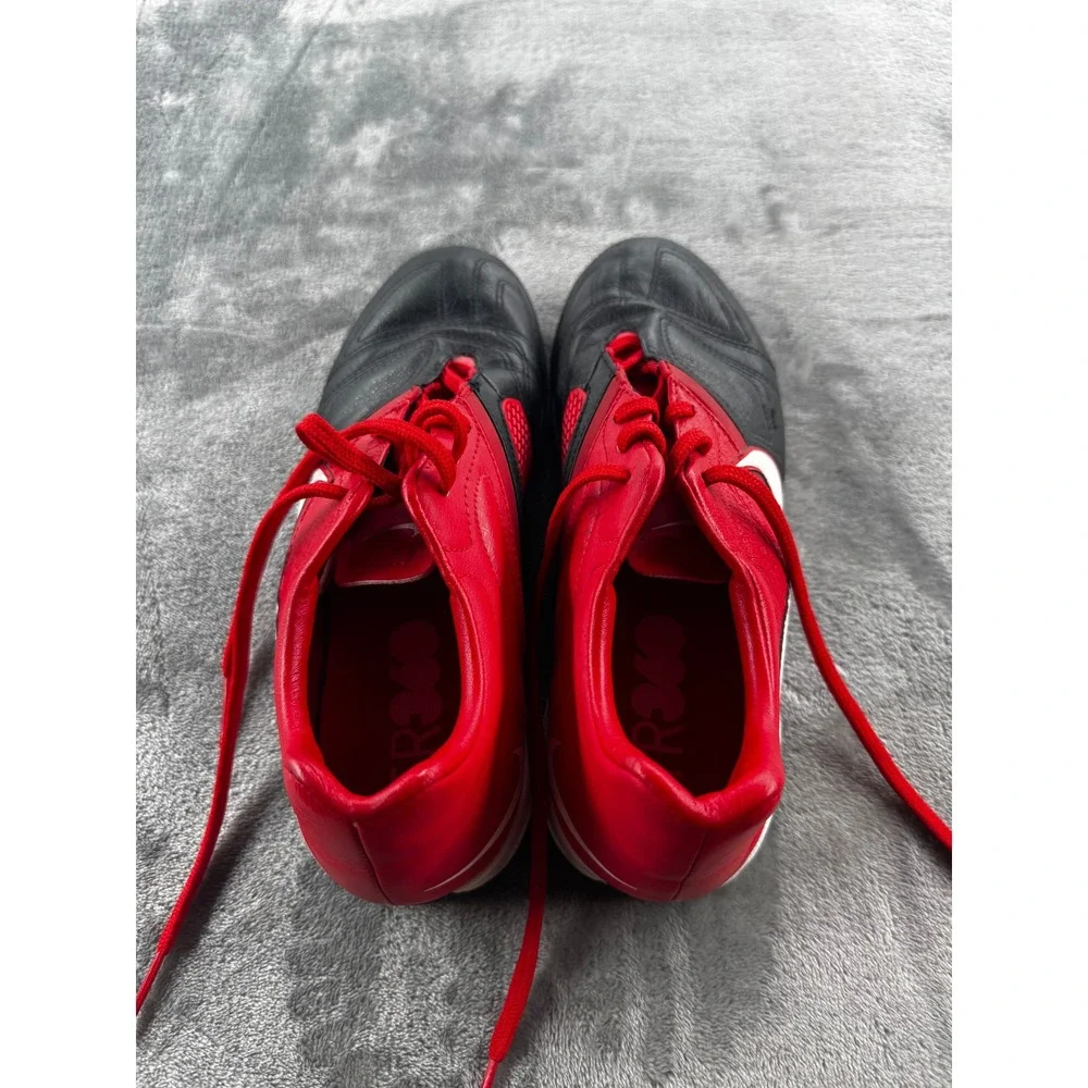 Nike CTR360 Libretto IC Indoor Soccer Shoes Mens 7 Black Red 366241-016